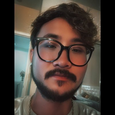 I am Christian DJ/Producer Beniarc 🕊️ award-winning cellist 🎻 PURE IN HEART CHRISTIAN 🔥❤️🔥