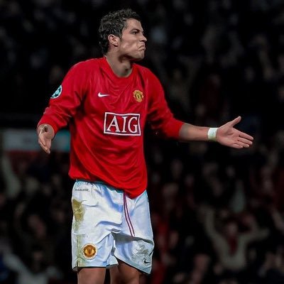UTDGonzaa's profile picture. EL FUTBOL ES UNA MIERDA                                       Hater  Full De Onana y Dalot