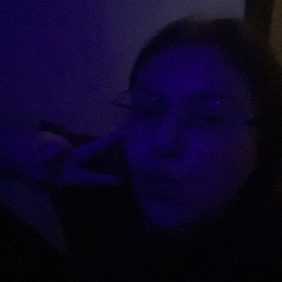 emisfine's profile picture. XX/she/her/it/m’lady