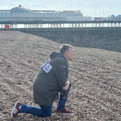 Love Mod , ska , northern soul, 60,s music, Mad Arsenal fan , Hate Tottenham!