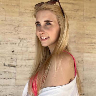 zvika1344's profile picture. Just a girl with a soft heart & loud dreams.🤩