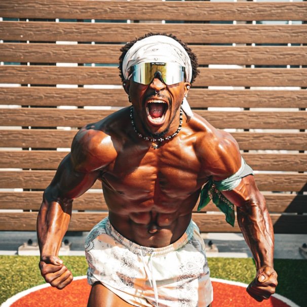 MugzyBull's profile picture. 