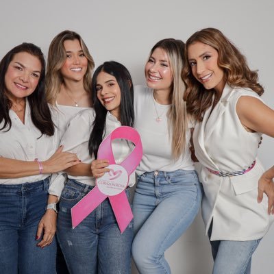 ¡Apoyamos pacientes diagnosticados con cáncer en el Magdalena y la costa Caribe! . Conoce más facebook/Instagram @funcorazonrosa