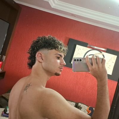 macedousz's profile picture. A flor eterna me faz morrer em pé todos os dias em meio ao vazio, pois sempre serei um filho de Hallownest.

地域の悪魔04