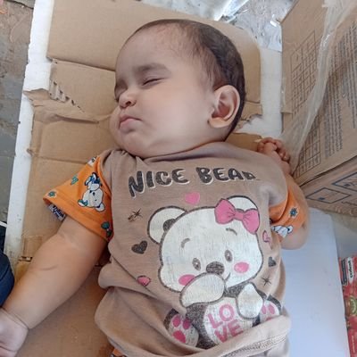 sanaababy2025's profile picture. 💞💞My baby Sanaa❤️❤️, a war-born child, is short of milk and diapers. We lost our money, our homes and our lives. We live for our children💟💟💟.