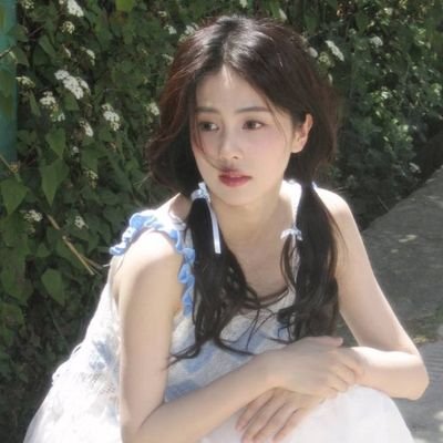 iydystEaass's profile picture. YOLO