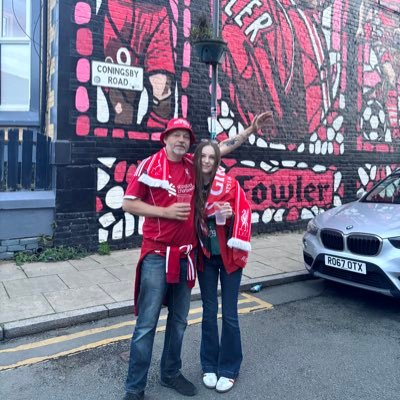 ella_ynwa_'s profile picture. LFC
