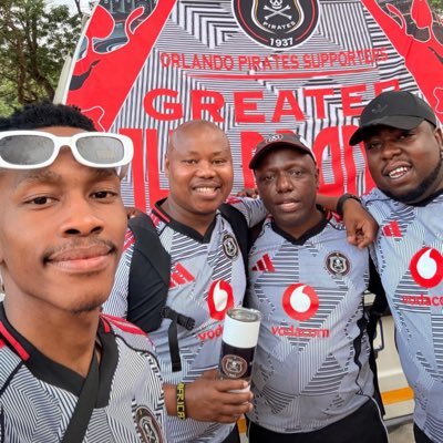 MkhungiM's profile picture. Bhakaniya ☠️, Madrista, Gunner ⚽, Boxer 🥊. Always at Orlando & away games for Orlando Pirates, Vice chair @GreaterJhb ☠. Travels for football...🏴‍☠️🏴‍☠️