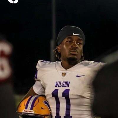 OmirDouglas's profile picture. |2026|6’2 |225lb|Wilson High School| 4.0 Gpa| |DE/TE |843-702-8031