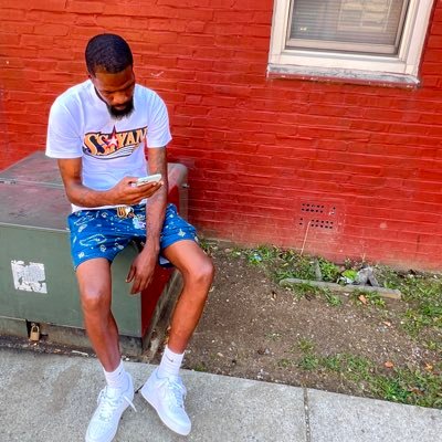 you broke my heart but i still love you with all the pieces 💔#WhereTheLoveGo