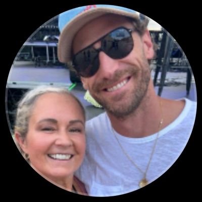 JohnPhizzle's profile picture. Life is best spent front row at a concert Creatorof music🎶
GEN ❌er
