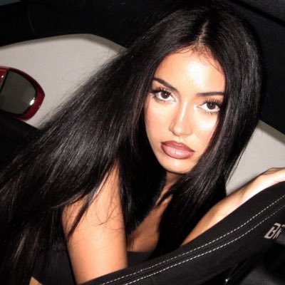 repptiilia's profile picture. middle of somewhere