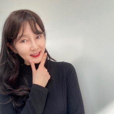 cocoa_a23's profile picture. 台日混血🌸，熱愛探索世界🌍。健身💪、美食🍜、高爾夫⛳是我的生活日常。專注於美容醫療器械研發與國際貿易💼，相信專業與熱情能改變人生。用心生活，用愛分享，期待與志同道合的你一起創造更多美好回憶✨！