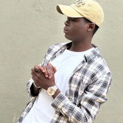 beezedray's profile picture. Jesus Christ is the Way, the Truth and Life ✝️ || Software Engineer 👨‍💻|| Sports Enthusiast ⚽🏀 || Manchester United for Life ❤