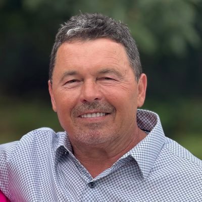 CHRISkNOTE2unb's profile picture. 