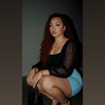 why are you on my page? // 🦷🪥 // 27 // yes, I’m black.// I’m here because Tonya Randall got pregnant & decided not to come (iykyk)