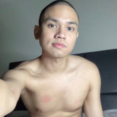5’6” buzzcut bottom babe ⚡️ • gay adult creator 🔞 • lt: 9/16/25 🩸 • on PrEP & DoxyPEP 💊 • HPV9-vaxxed 💉 • TG CH SUB @ https://t.co/C7k5SPCJmy • COLLAB? DM 📩