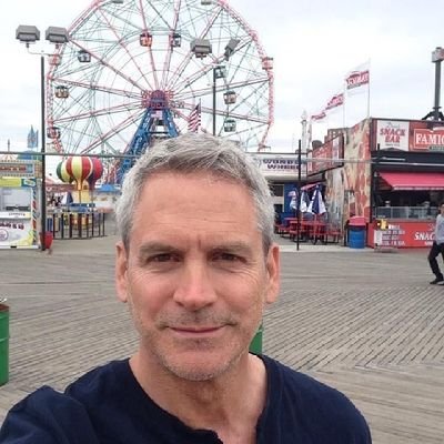 Stephenniese10e's profile picture. Living my best life, one picture at a time.