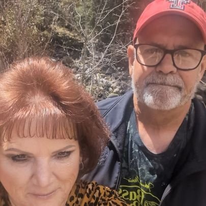 Rwill57's profile picture. I'm happily married and not looking to hookup with anyone no DMs.just here to share my love and faith in our Lord and Savior Jesus Christ 🙏