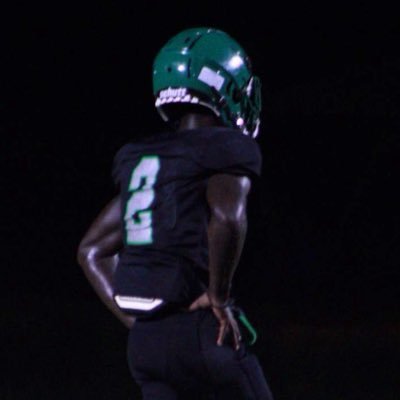 pataula charter academy ~ 27’ • RB/athlete • 5'9 160lbs • squat : 435lbs bench : 240lbs • 4.5 40 💨• (229)-537-0202 • #JESUSISLORD. @josiah.allen@pataula.net