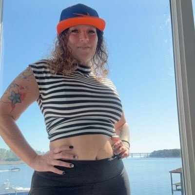 44foreverhalo's profile picture. Down-to-earth girl who loves quiet nights in as much as nights out with friends.Hoping to meet a genuine guy who knows what he wants.”