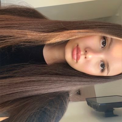 bubblegumonmars's profile picture. 17 year old narcissist ❤️