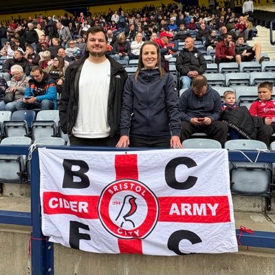 freddo3's profile picture. Bristol City home and away 🔴⚪️ Ich liebe Struberball 😍 52/92
