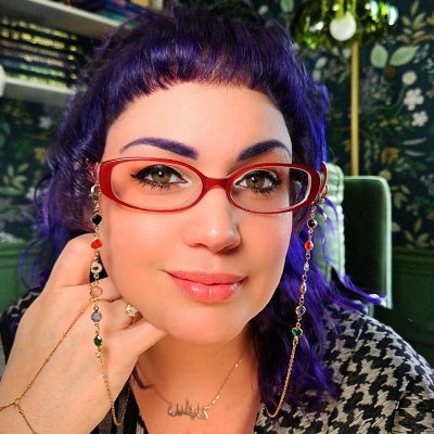 🇵🇸 || BLM || Queer♠️ || Lebanese, Syrian, Turkish, Italian, Irish || Grieving mom || A PRINCE AMONG PIRATES summer 2026 || rep: @KeirAlekseii
