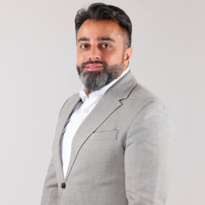 الحساب ب ادارة اللجنة الاعلامية…….رئيس الاتحاد العربي لعمال النفط والمناجم والكيماويات