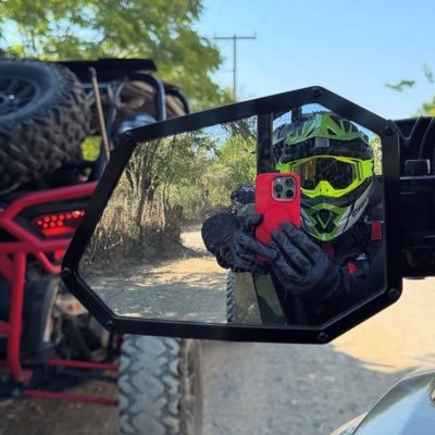 elpibesolvente's profile picture. Mente abierta discreto y muy hot🔥🔥 adicto a las Milf