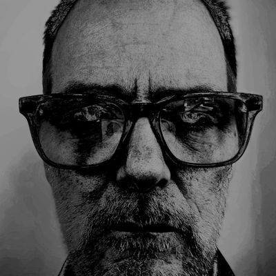 e_retlaw's profile picture. words are nothing but trouble         
please don't dm me