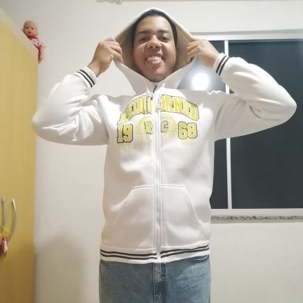 Fé em Cristo sempre! ✝️
Sou de Salvador e adoro Rurouni Kenshin, One Punch Man e sorvete de morango.