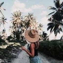 cueaxer37762's profile picture. 