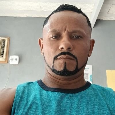carolos12345prz's profile picture. 