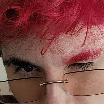 alexssander__'s profile picture. Estudei tanto que fiquei cansado
Essa conta não deve ser levada a sério sempre, nem a vida, talvez tudo que eu diga seja ironia ou nao