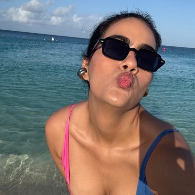 lauraluorozco's profile picture. Job 22: 28  🙏🏼🤩