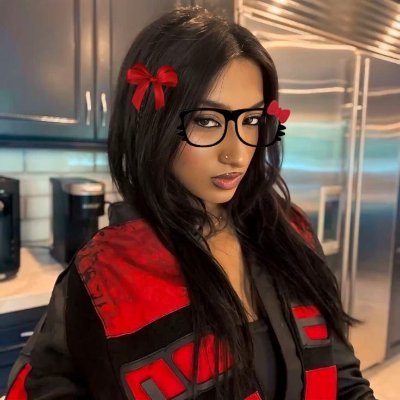 iluvarcherswan's profile picture. 