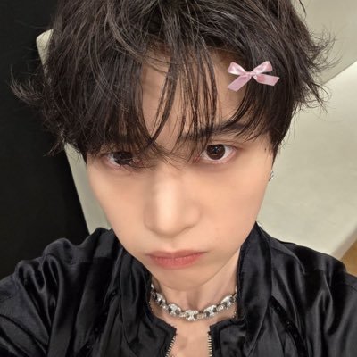 — for the jebes .𖥔 ݁ ˖ fell for the martin agenda 🐕🦺