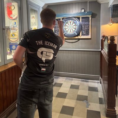 Jamesclews99's profile picture. 