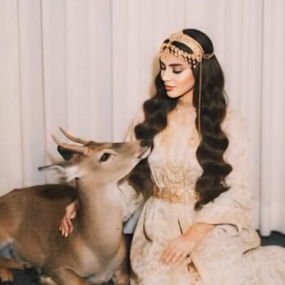𝑰 𝒅𝒐𝒏'𝒕 𝒂𝒍𝒍𝒐𝒘 𝒂𝒏𝒚𝒐𝒏𝒆 𝒕𝒐 𝒔𝒂𝒗𝒆 𝒂𝒏𝒚𝒕𝒉𝒊𝒏𝒈 ! @theanoudsaud من قلب فانز وفيّ للعنود اللي تستحق كل الحب والتقدير غزالتي 🦌🪶