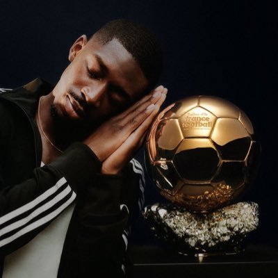 tiguaa's profile picture. ❤️💙ICI C’EST PARIS ❤️💙@PSG_inside #PSG #championmonfrère #championleague25