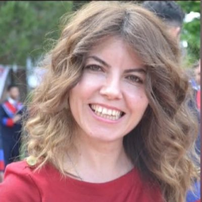 nazlieren2020's profile picture. İstanbul Medeniyet Üniversitesi - Turizm İşletmeciliği ABD Araştırma Görevlisi /  Mavi, barışık ve aydınlık...