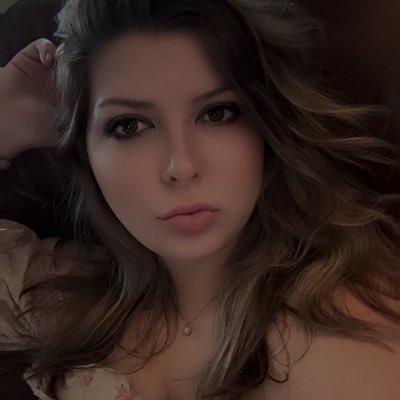 i hate it here so i will go to secret gardens in my mind | she/her | main account: @momofdroids
