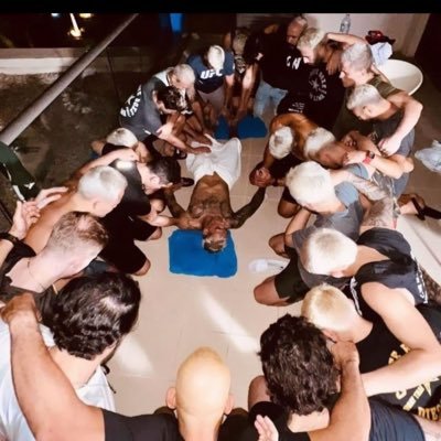 essenceSVJ's profile picture. The biggest gamble is refusing to roll the dice