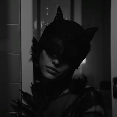 BtwitsLiLi's profile picture. I don’t talk, only X لينا