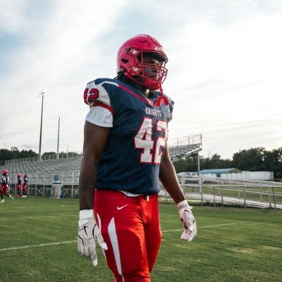 Noah_R28's profile picture. DL/TE HT:6’4|WT:234lbs c/o 27🎓👨🏾‍🎓•FL🌴🌴student athlete •phone: (352)-816-5842 Email:Noahrobinson3866@gmail.com| @vanguardfb