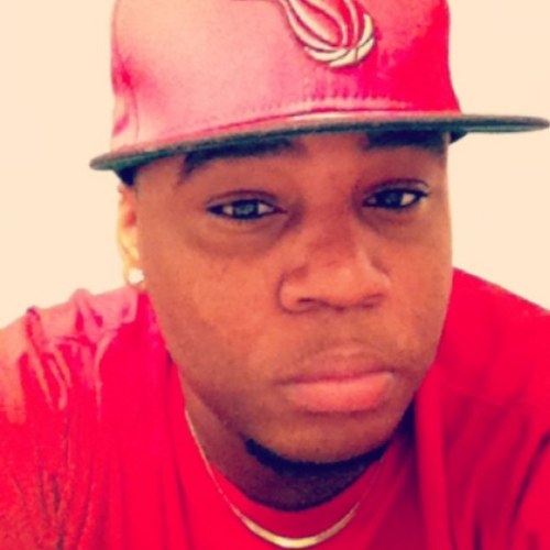 DamnTravUCheap's profile picture. FOLLOW ME AND ILL FIX U SUM NOODLES!! 
#teamCHEAP #TeamWinning #Teamfunnytweets #TeamFollowBackOrImaUnfollowYoAss #HeatNation
#KeepIt100  #teamNOsleep