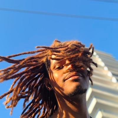 aruaquebra's profile picture. Artista independente | Guitarrista | Cantor | Anarquista Relacional