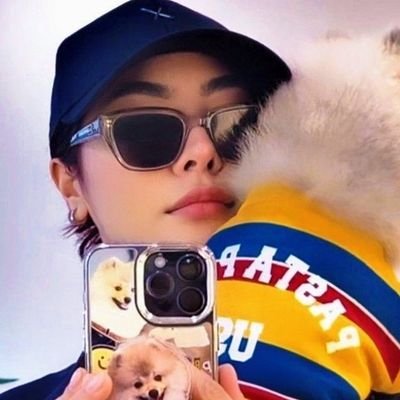 topfaye66's profile picture. 