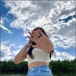 Kersui1271's profile picture. 